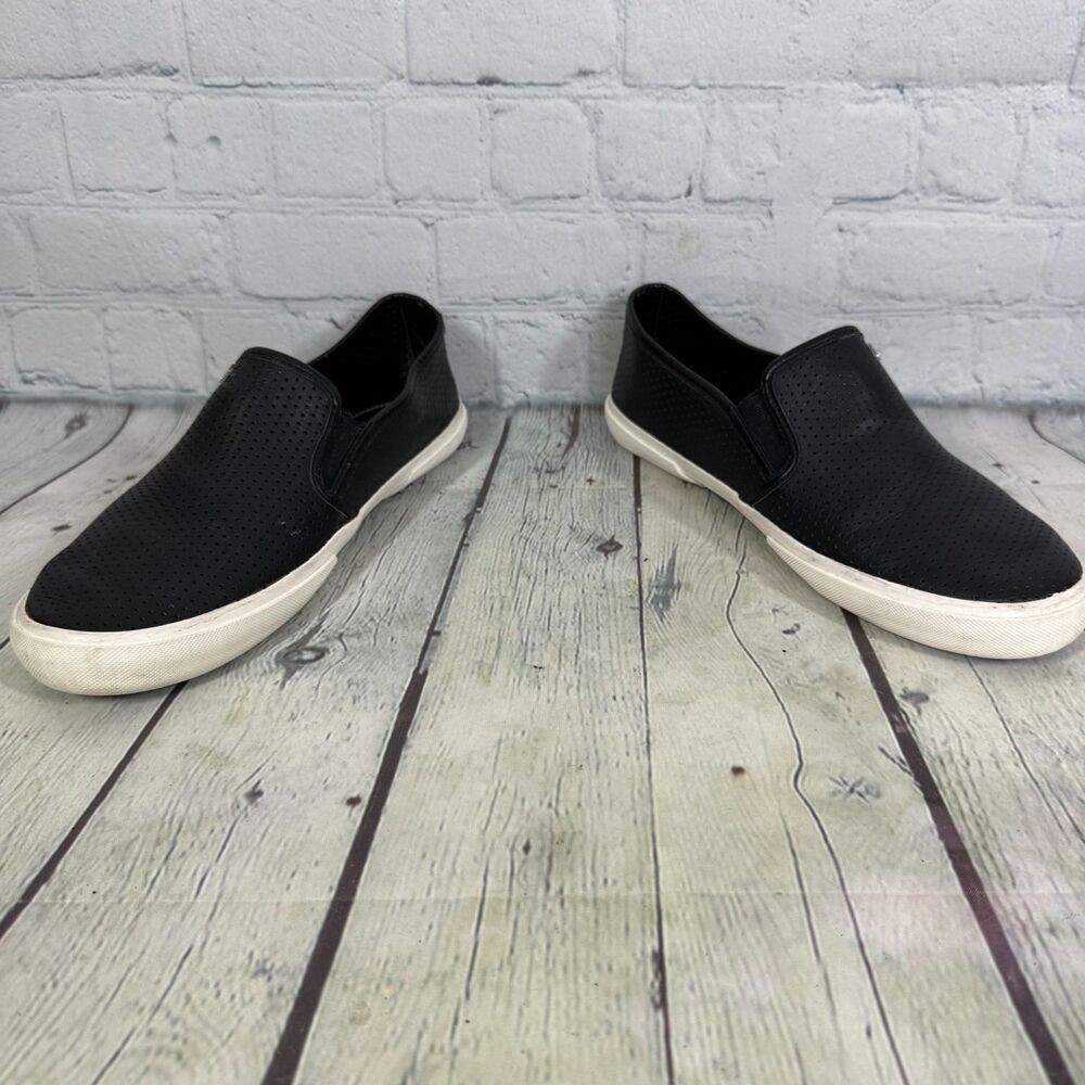 Michael Kors Loafer Flats Women Size 8 Black Eyelet Preppy Slip On Comfort Shoes - Picture 3 of 12